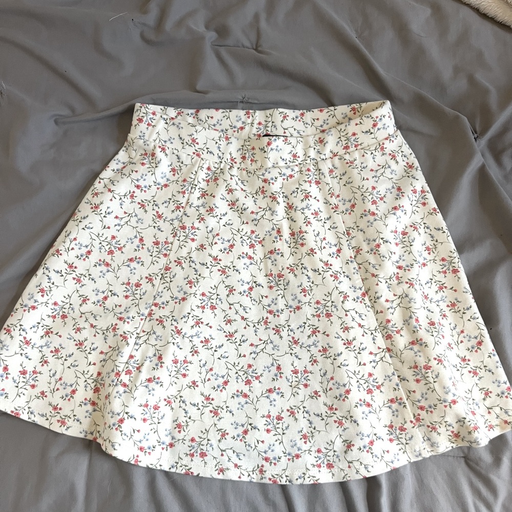 floral mini skirt